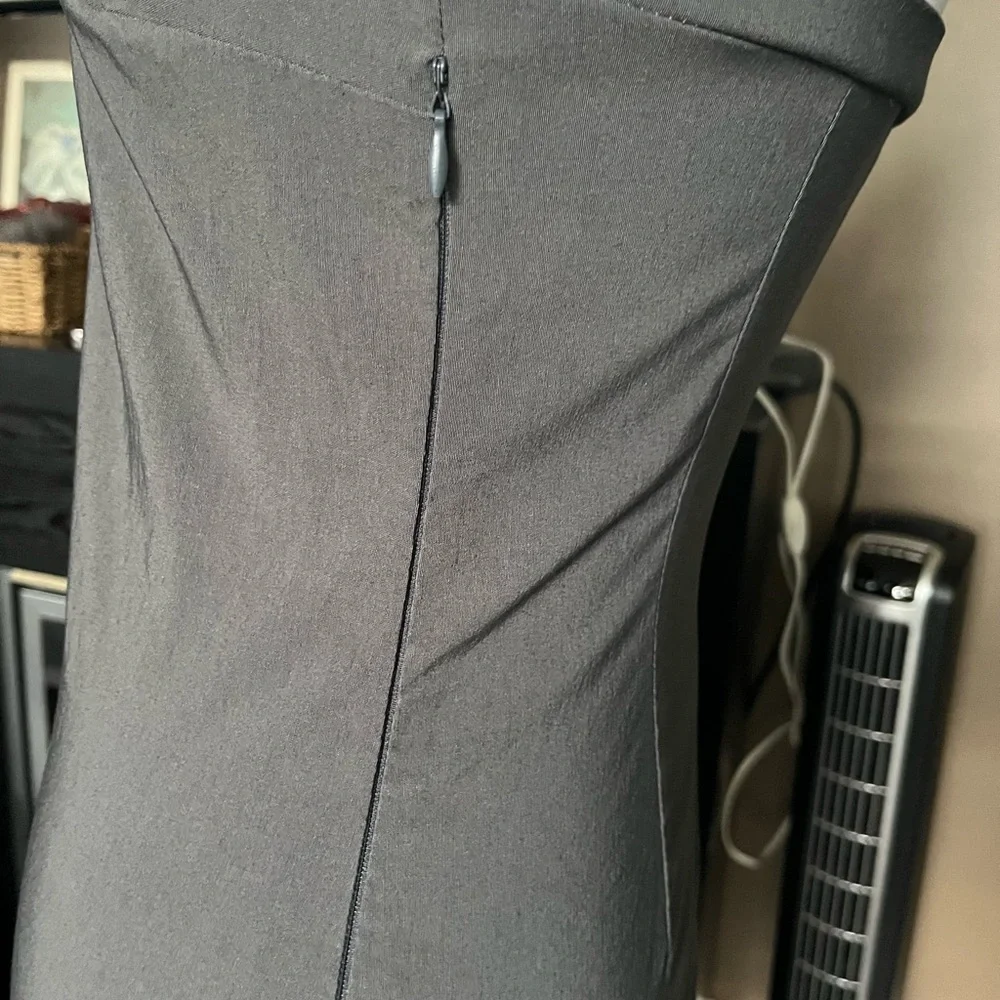 Chic Strapless like Gray and White Dress - Picture 3 of 8